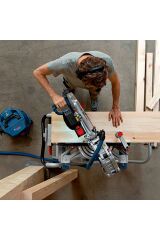 BOSCH Profesyonel GCM-18V-305 GDC 2000W 305 mm Akülü Gönye Testere (Solo)